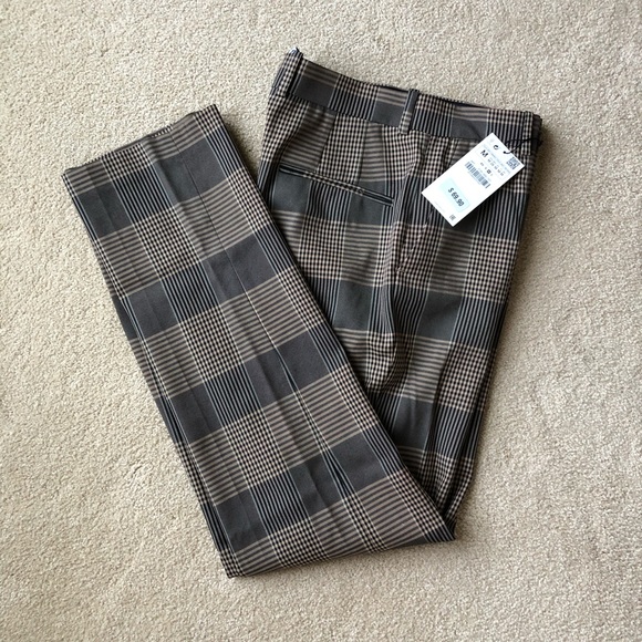 Zara Pants - Zara Woman Black and Tan Plaid Trousers